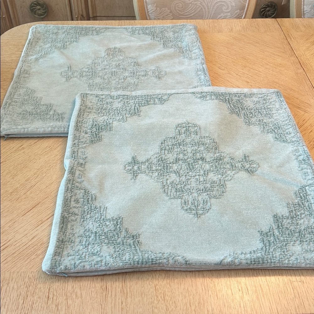 Pottery Barn Grey Maddie Textured Pillow Covers (2)